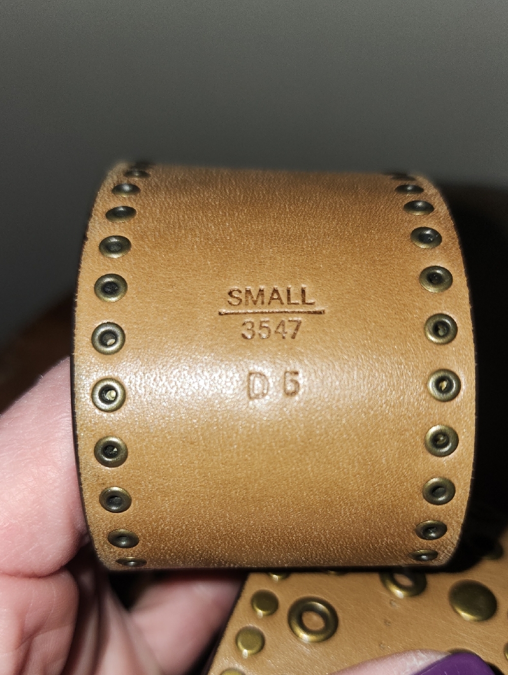 COACH Vintage Studded Tan Leather 2" Belt Antique Solid Brass Buckle Women Small - Picture 6 of 16